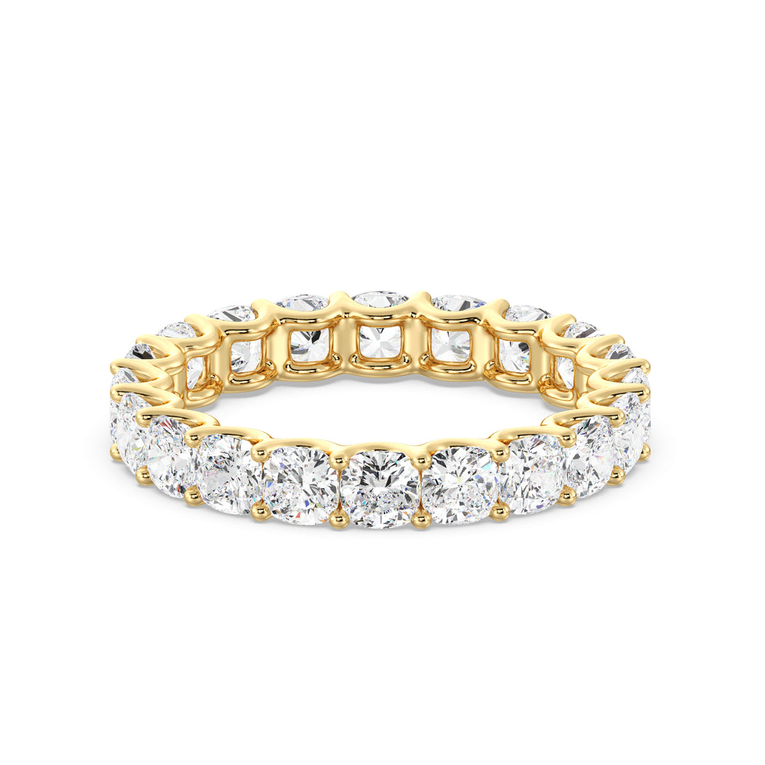 Lab-Grown Cushion-Cut Diamond Scallop Eternity Band in 18K Yellow Gold, featuring 20 radiant EF/VS diamonds with a scalloped design.