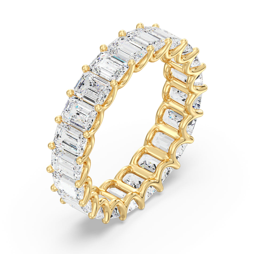 Lab-Grown Emerald-Cut Diamond Scallop Eternity Band in 18K Yellow Gold, featuring 21 emerald-cut diamonds in a shared prong setting with a scalloped profile.